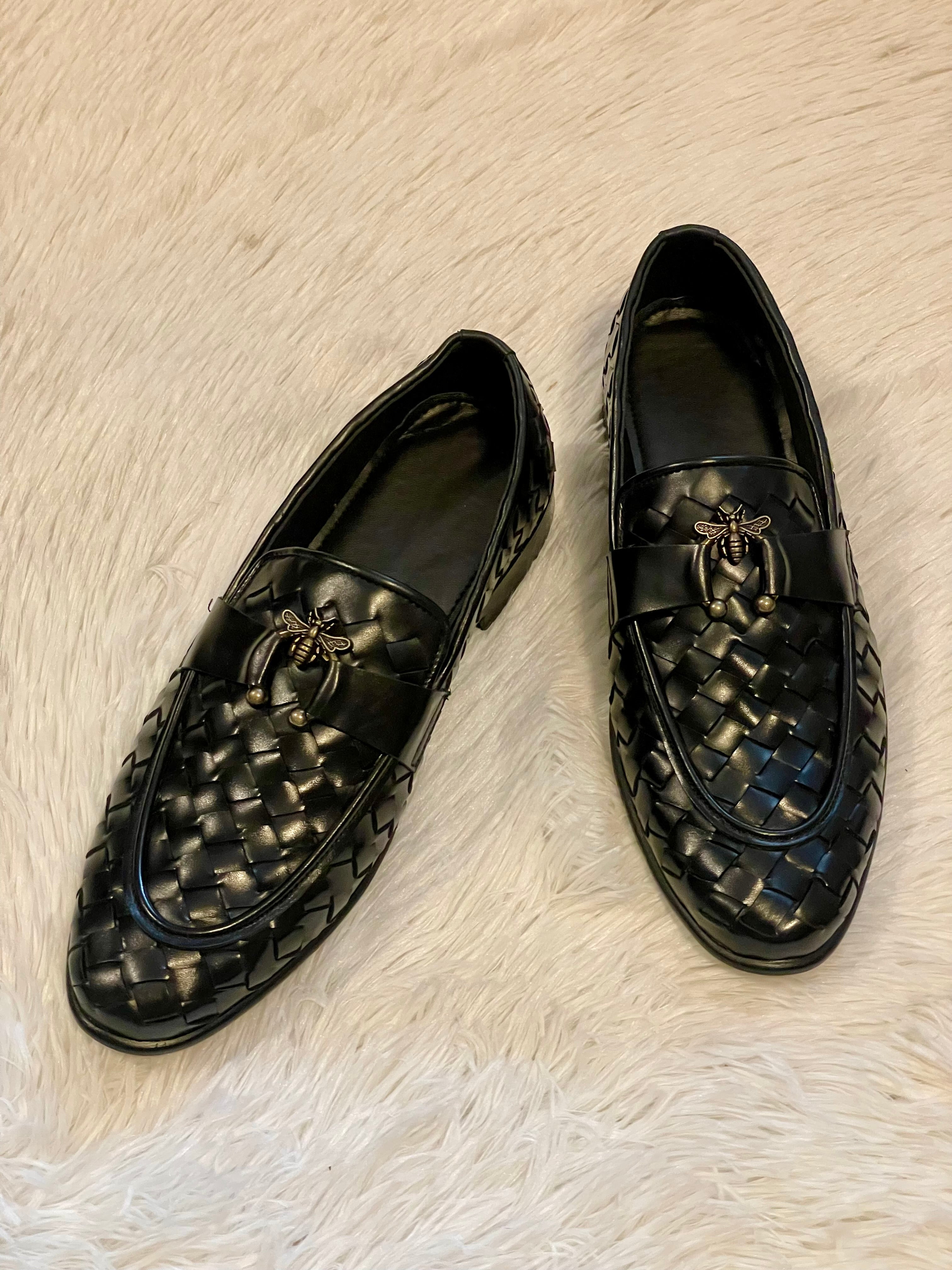 Bee shoes
