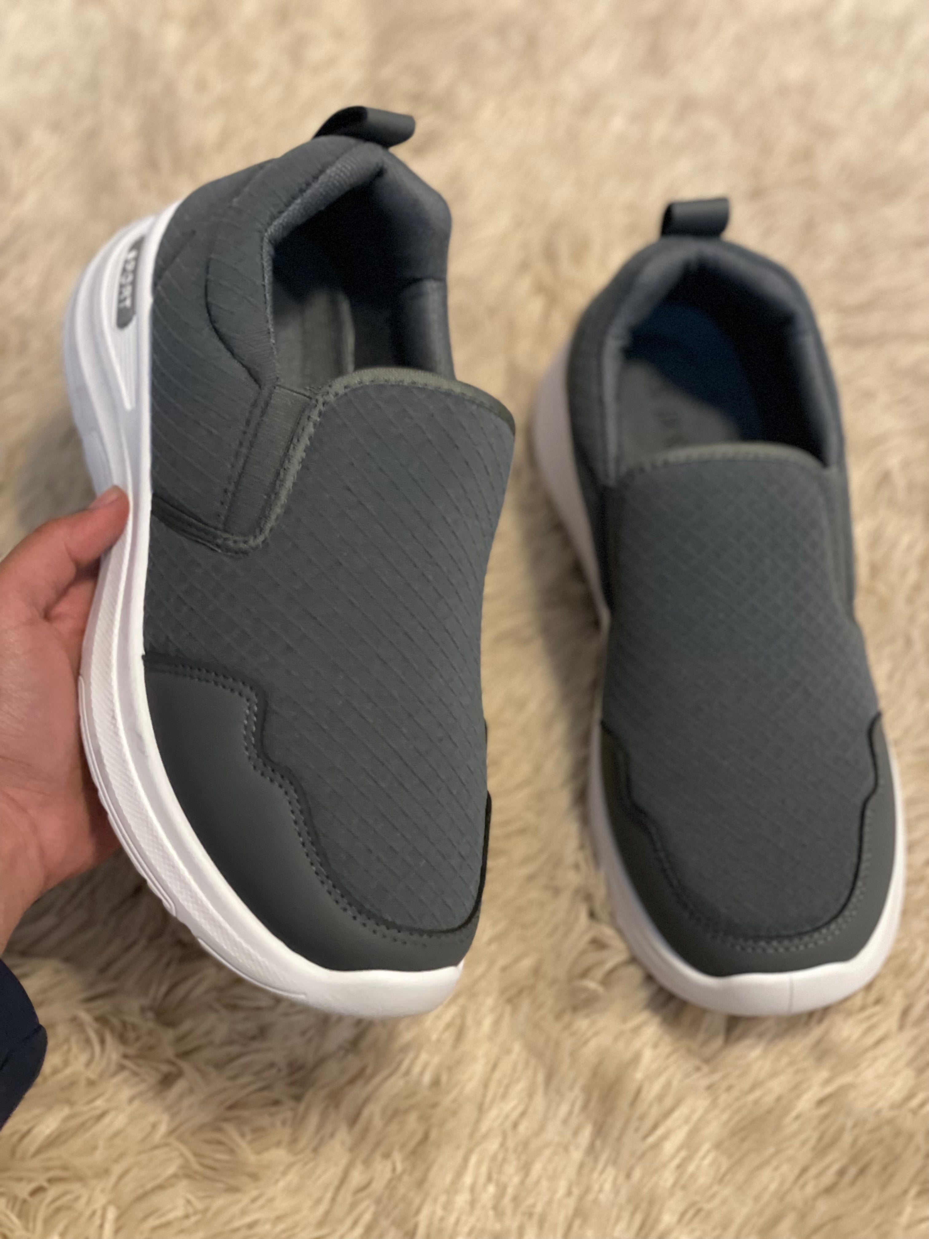 Sportshoes