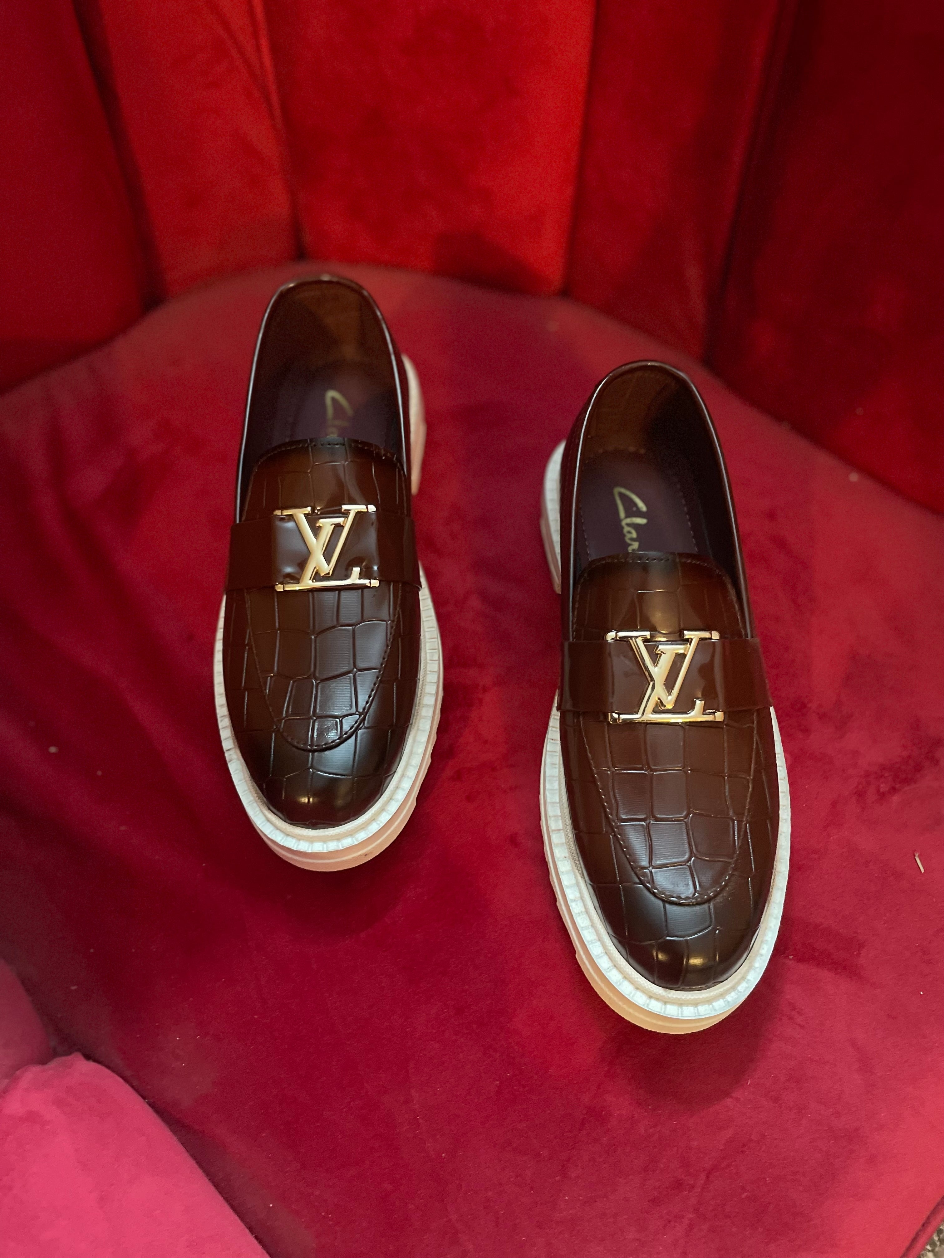 Chuncky loafer white sole