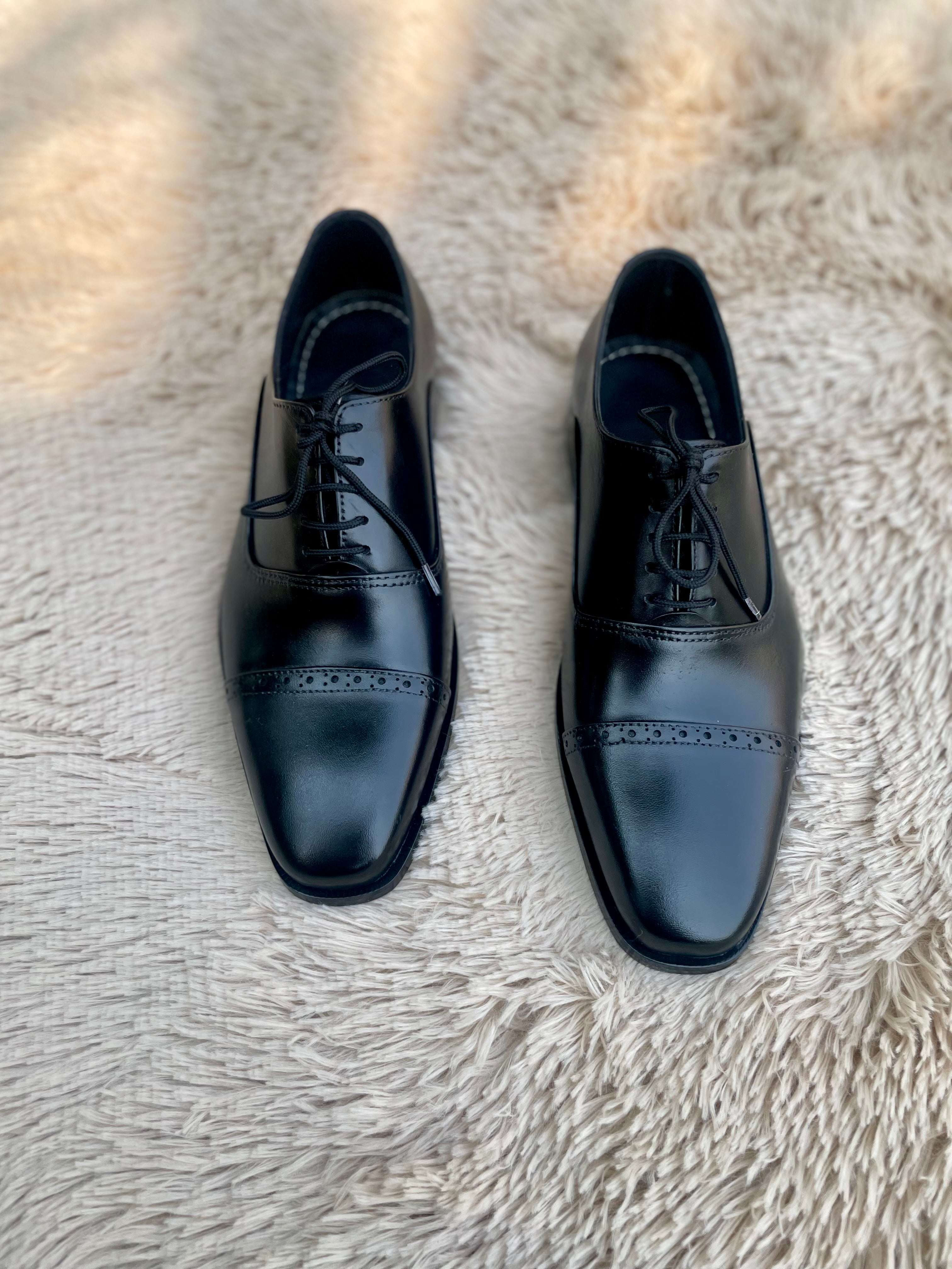 Formal leather shoes