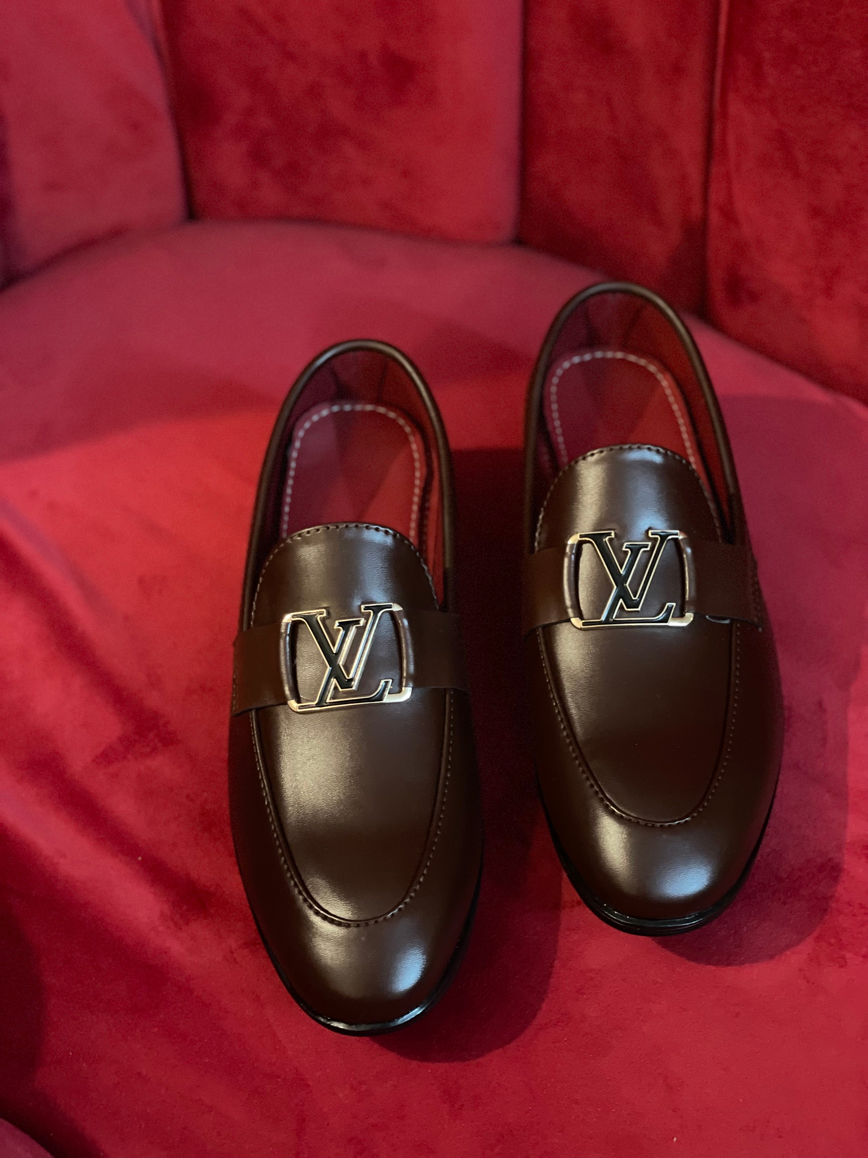 Lv brown