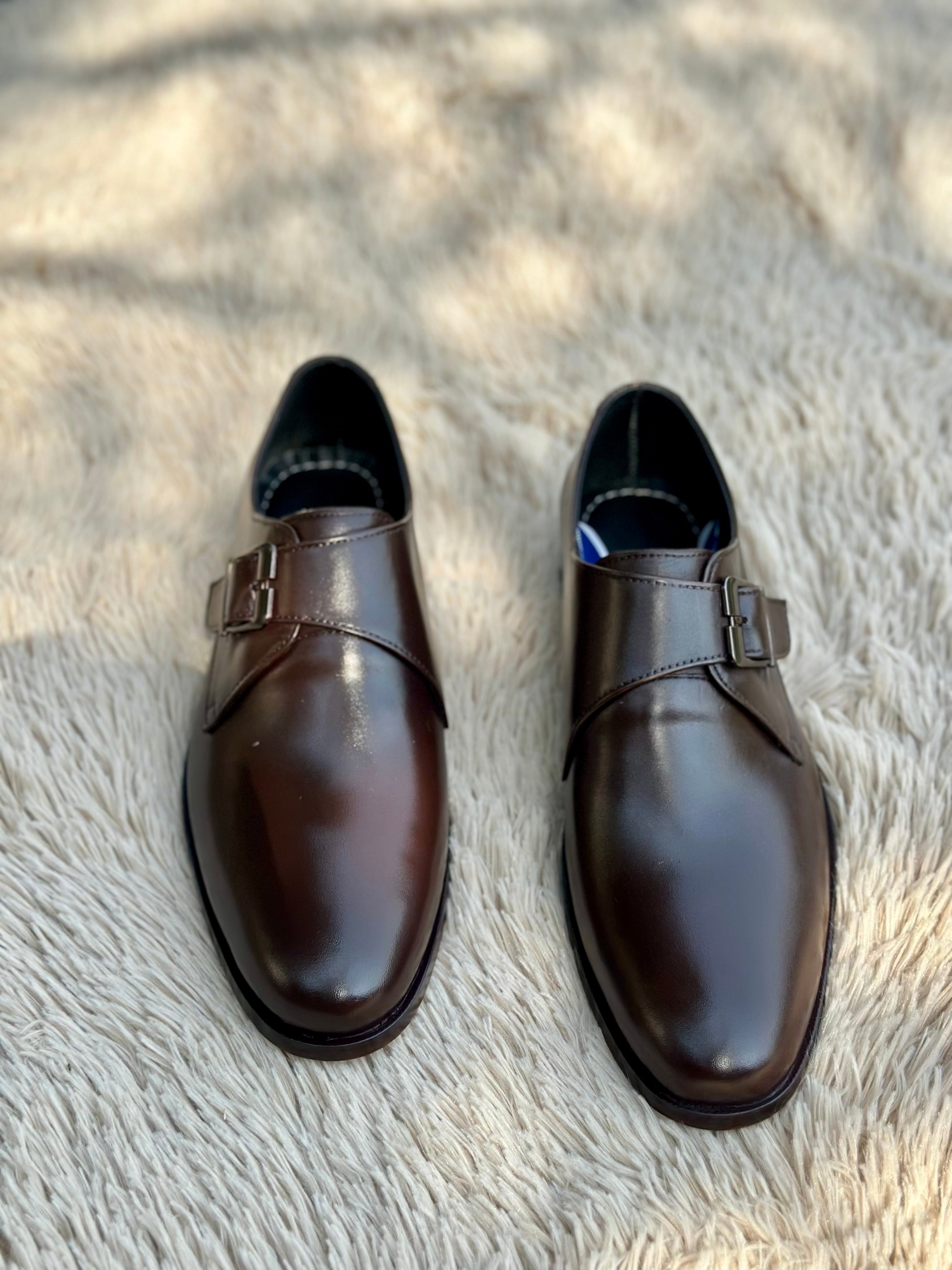 Totally leather side bakle dark brown