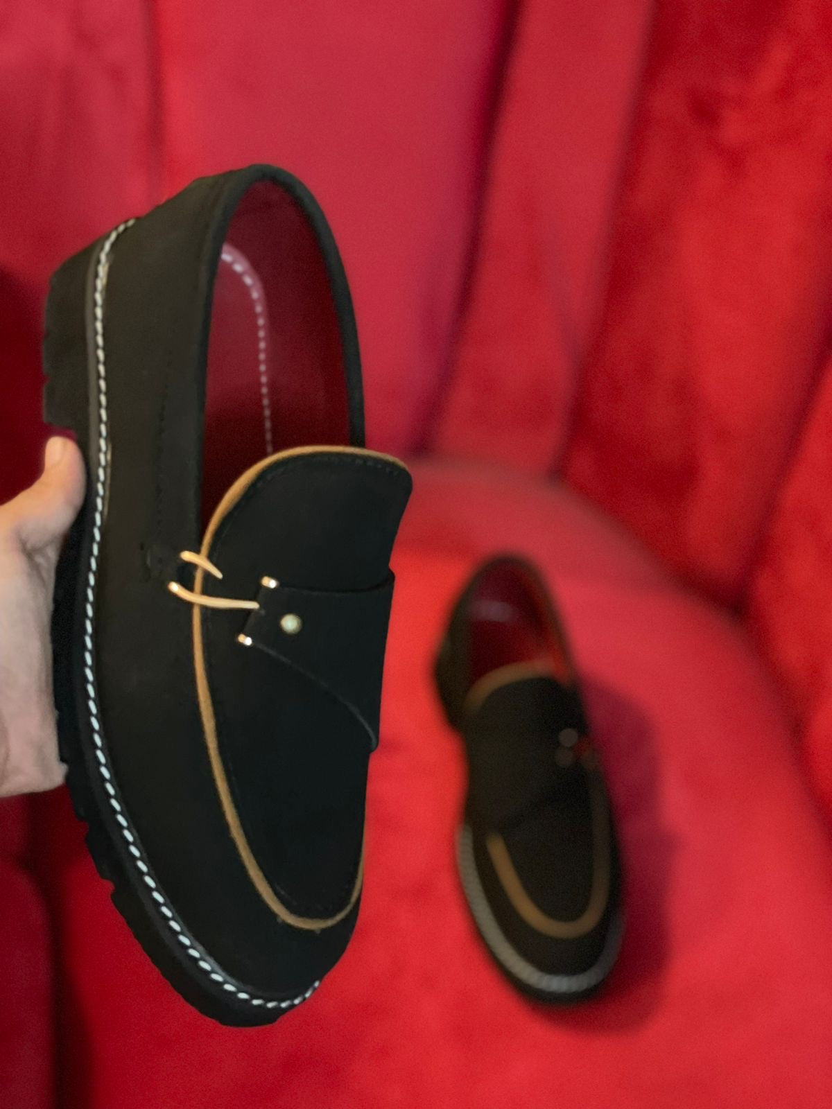 V shoes