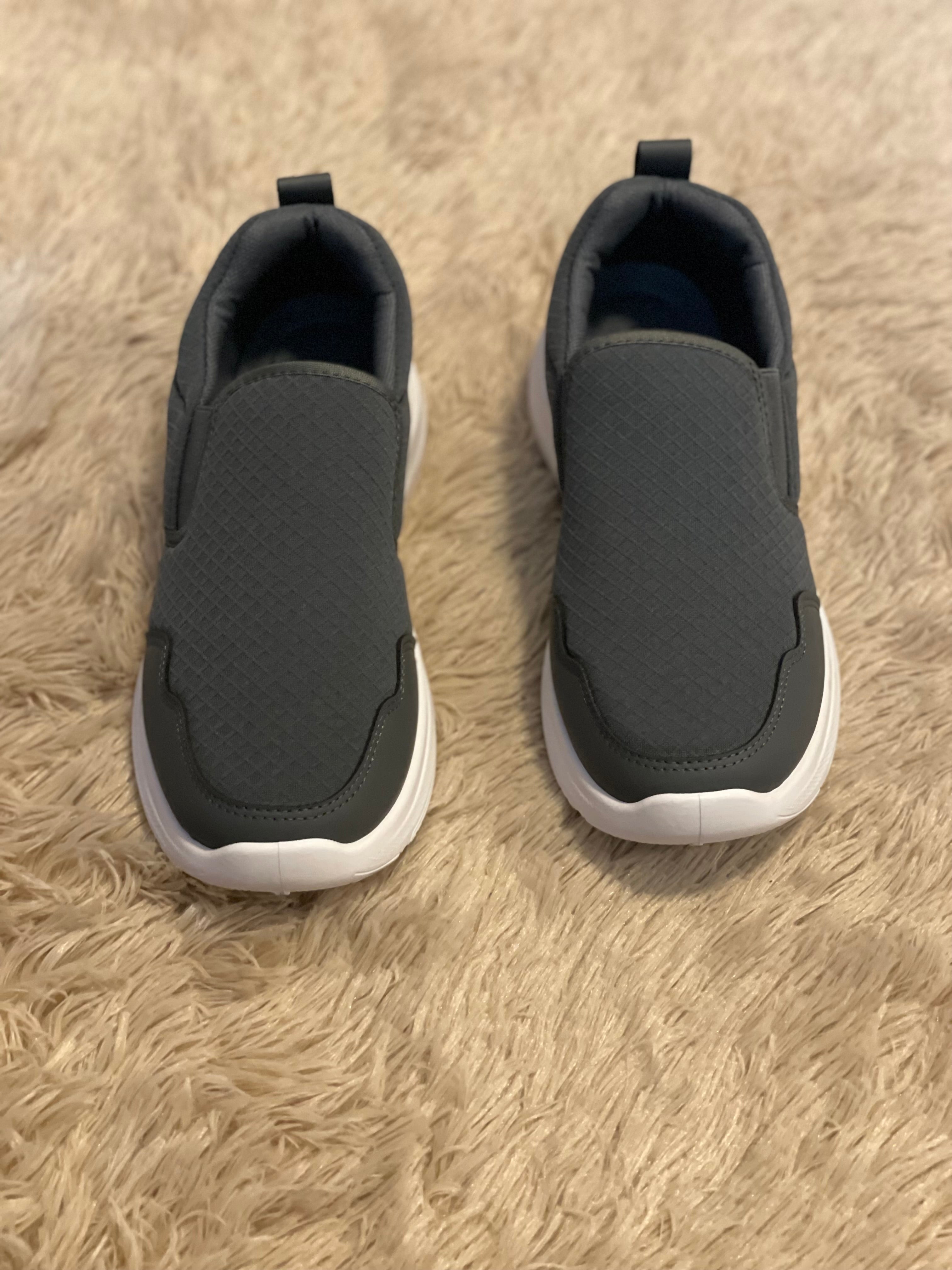 Sportshoes