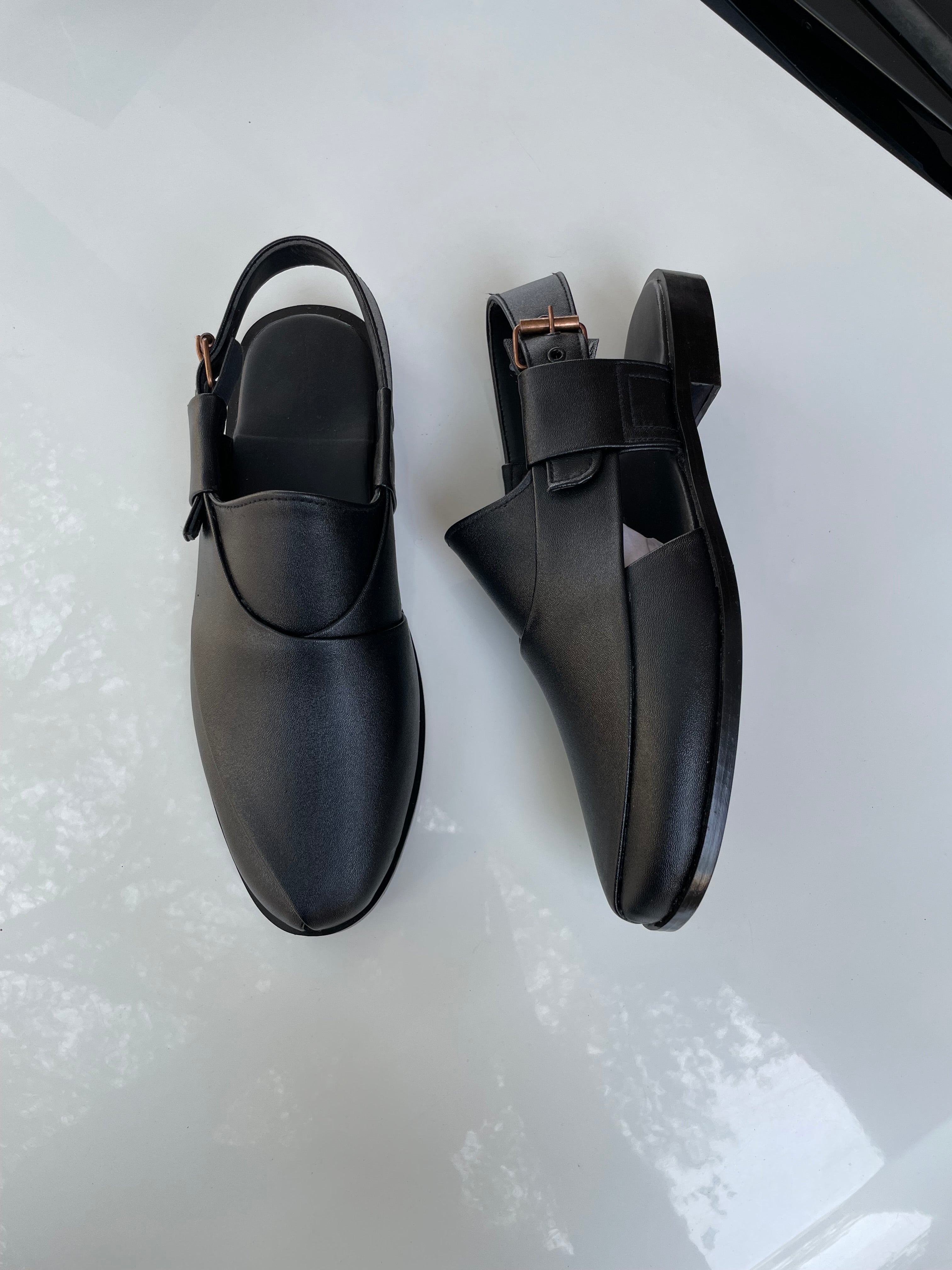 Peshwari chappal