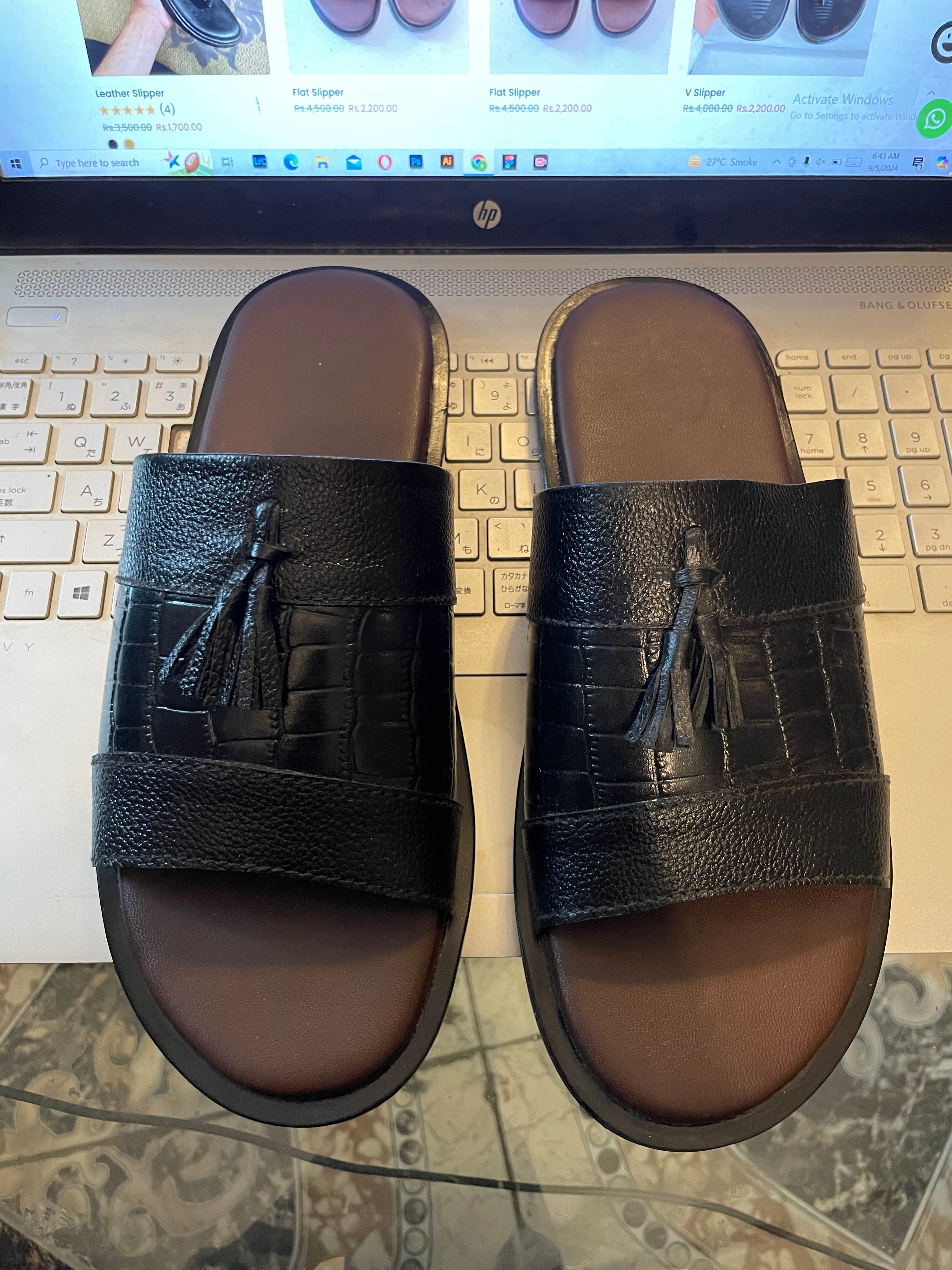 Flat slipper