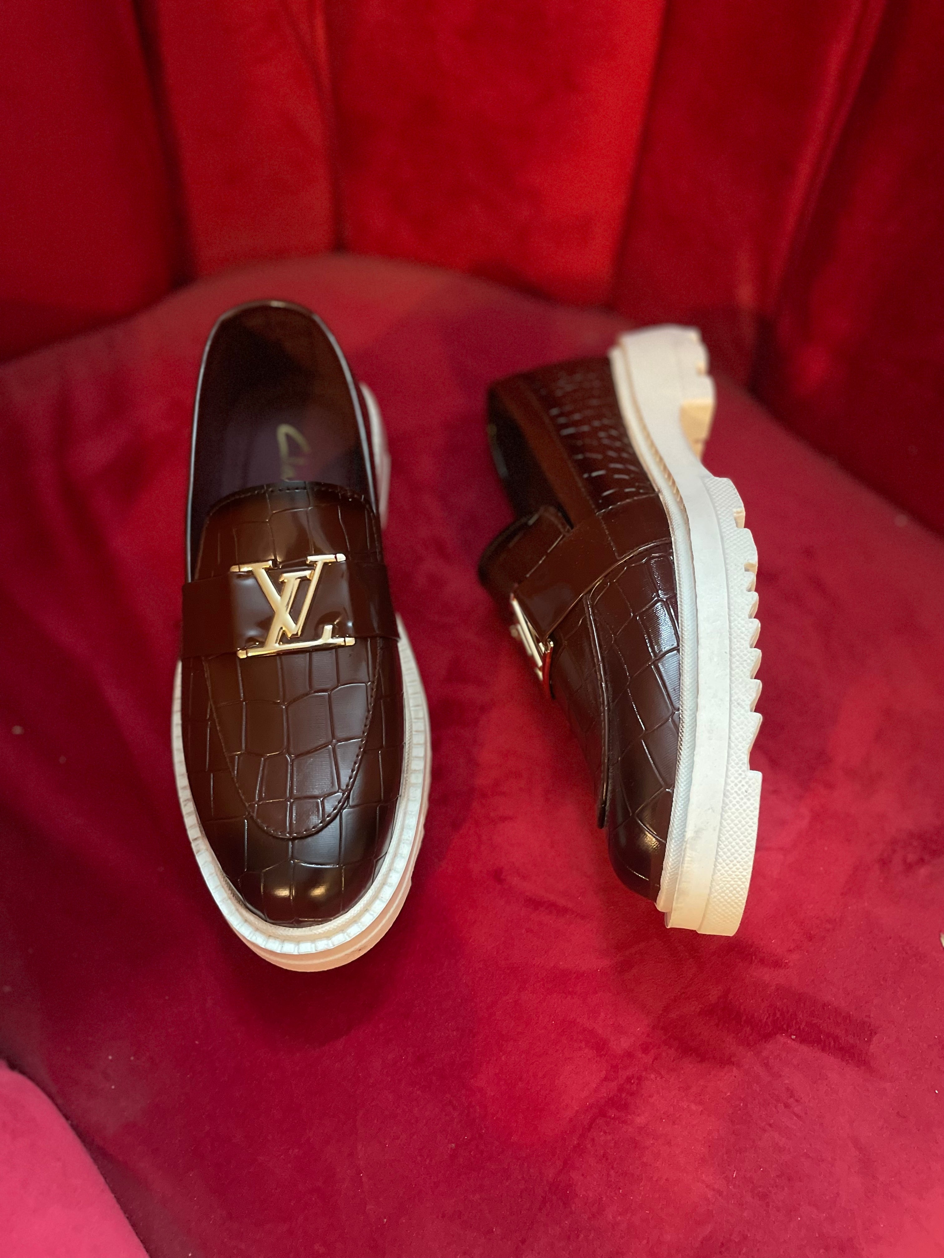 Chuncky loafer white sole