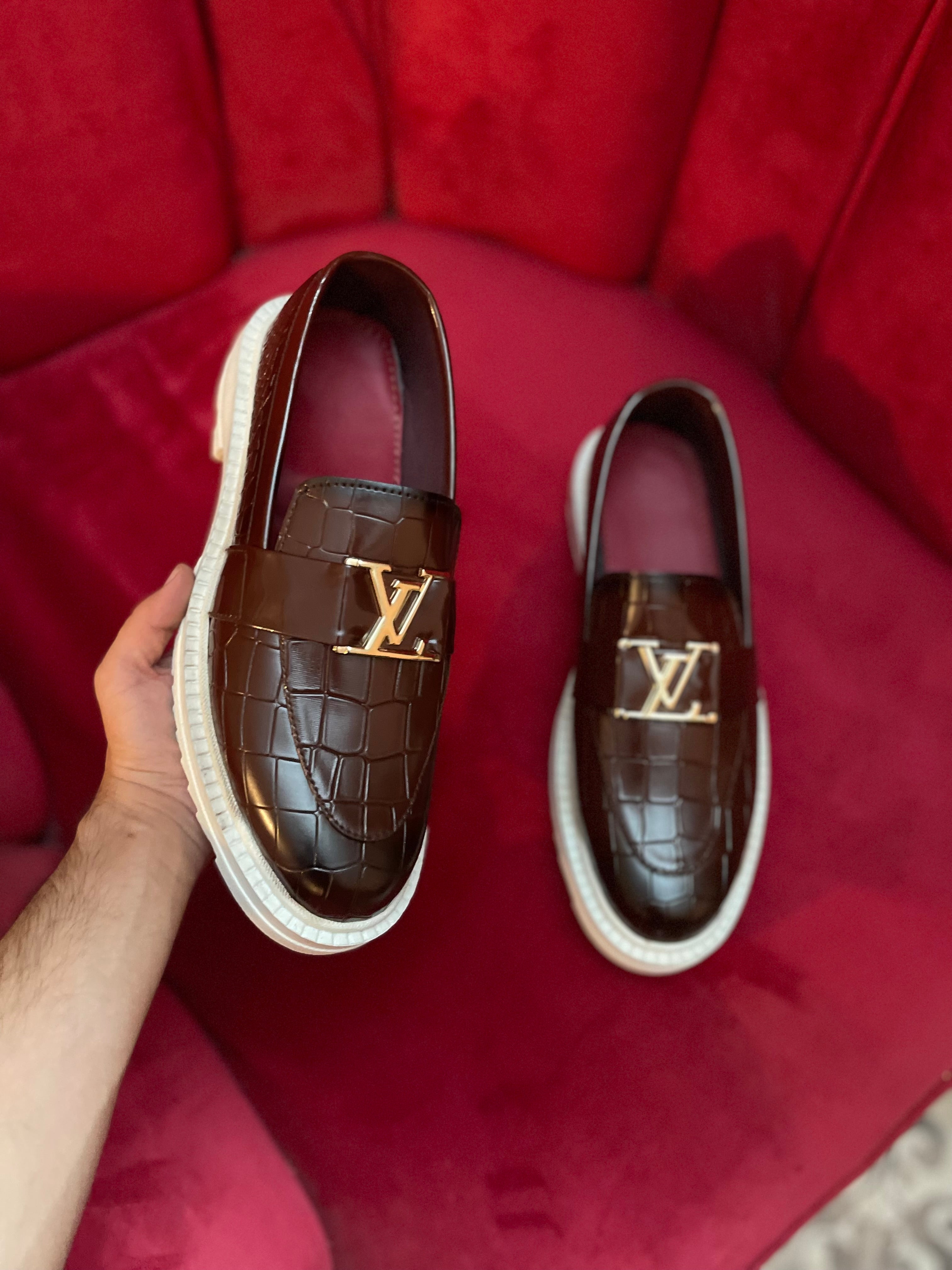 Chuncky loafer white sole