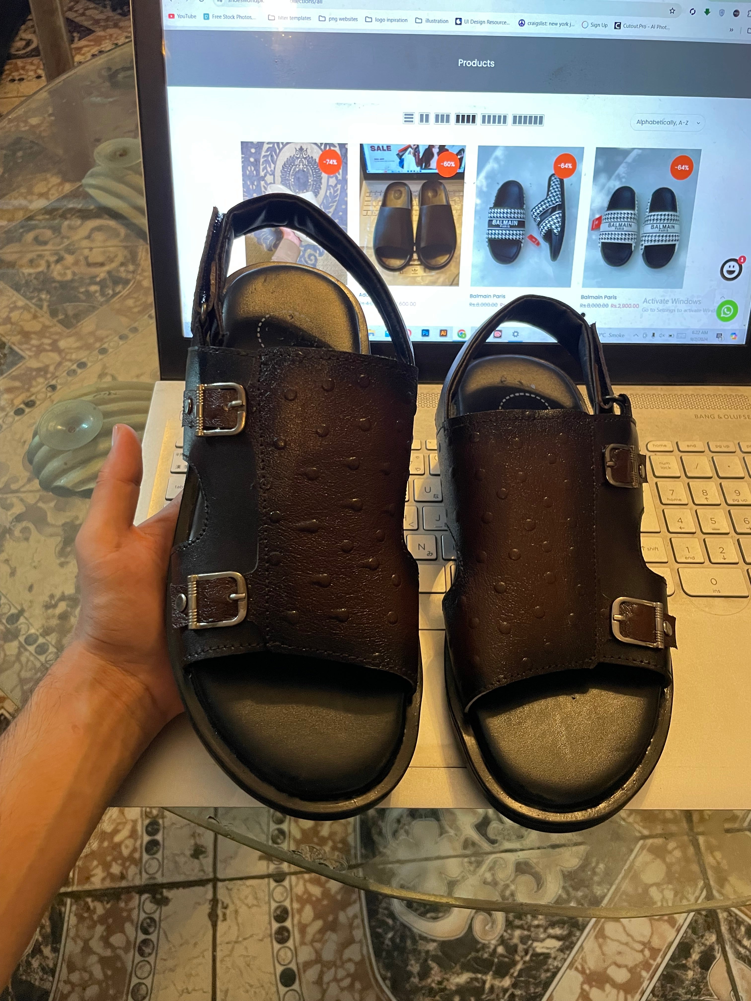 Double monk sandle