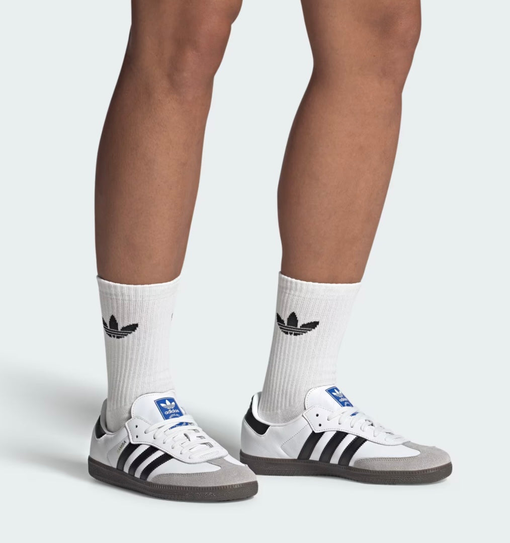 Samba white and black