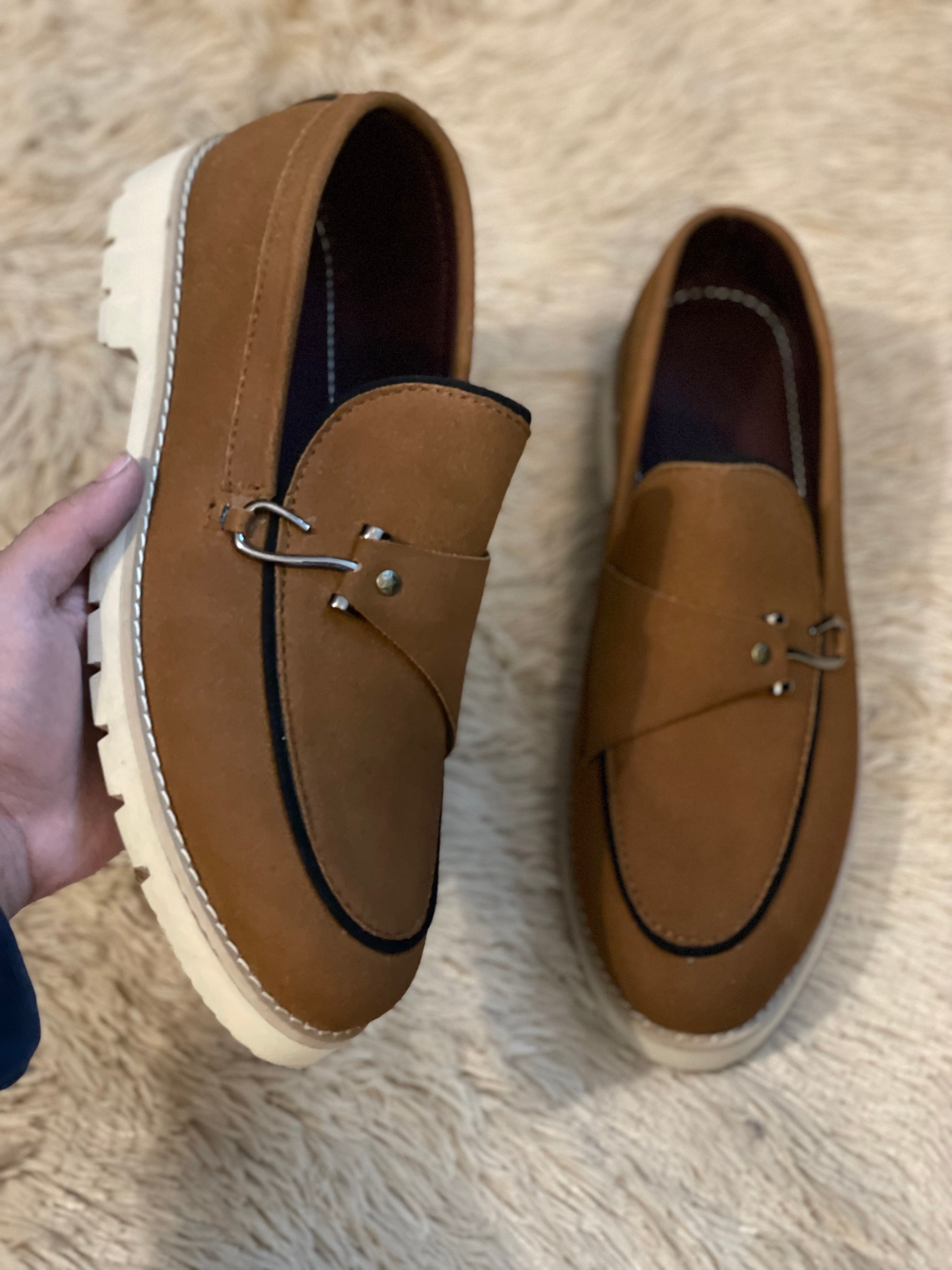 V shoes